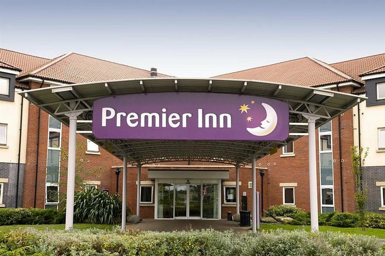 Premier Inn London Heathrow M4/J4 ฮิลลิงดัน ภายนอก รูปภาพ